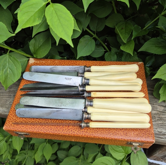 Mathieu Paris Vintage Knives - Picture 11 of 17